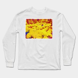 1000 Yellow Daisies Long Sleeve T-Shirt